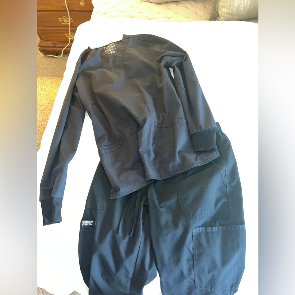 Black scrub set! Size small!
